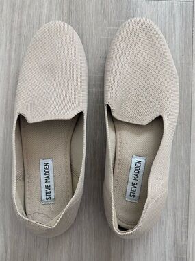 Steve Madden Flats